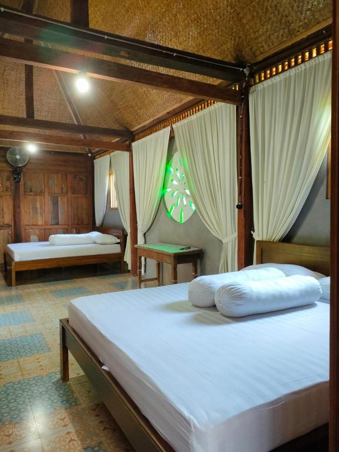 יוגיאקרטה Legiyem Homestay מראה חיצוני תמונה