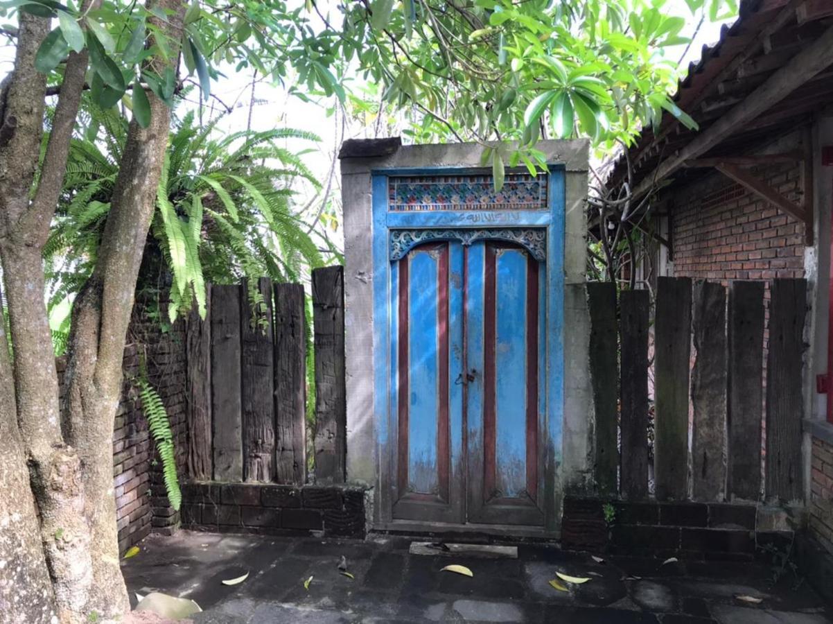 יוגיאקרטה Legiyem Homestay מראה חיצוני תמונה